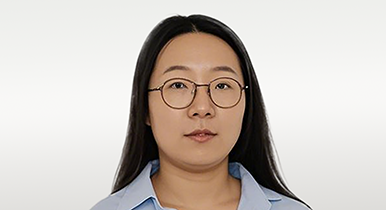 Feng Shi (石凤)