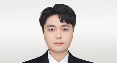 Zhe Liang (梁哲)