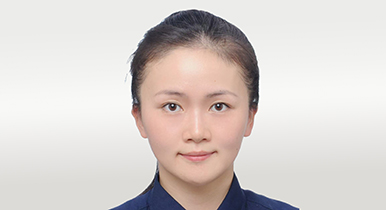 Gillian Yu (俞琼一)
