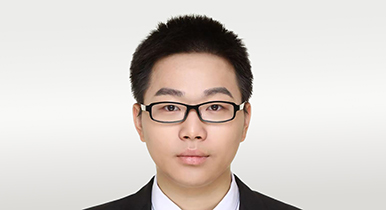 Zhenyu Yang (杨振宇)