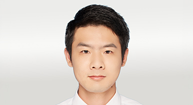 Lin Li (李林)