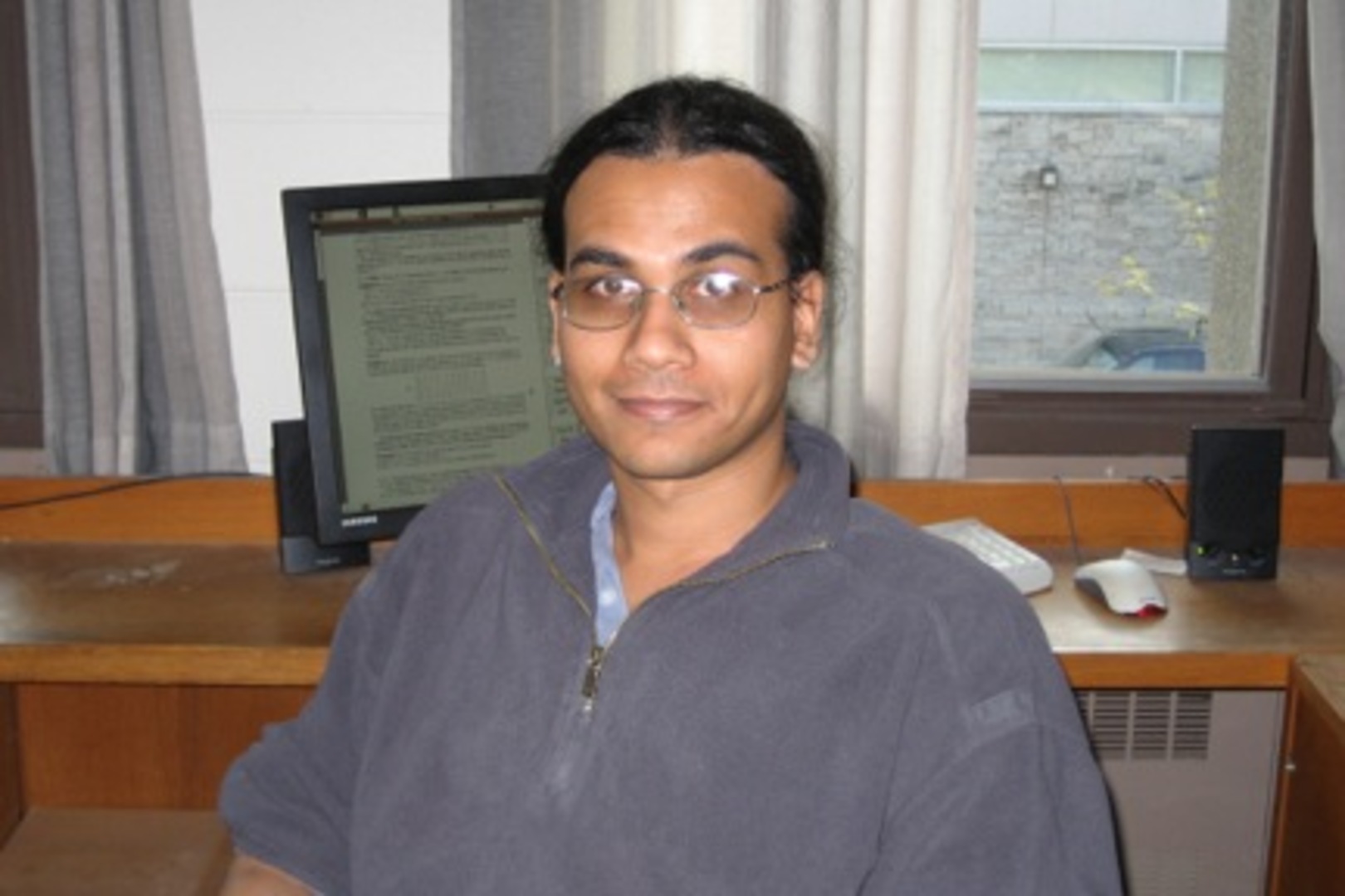 Dr Navin Kashyap