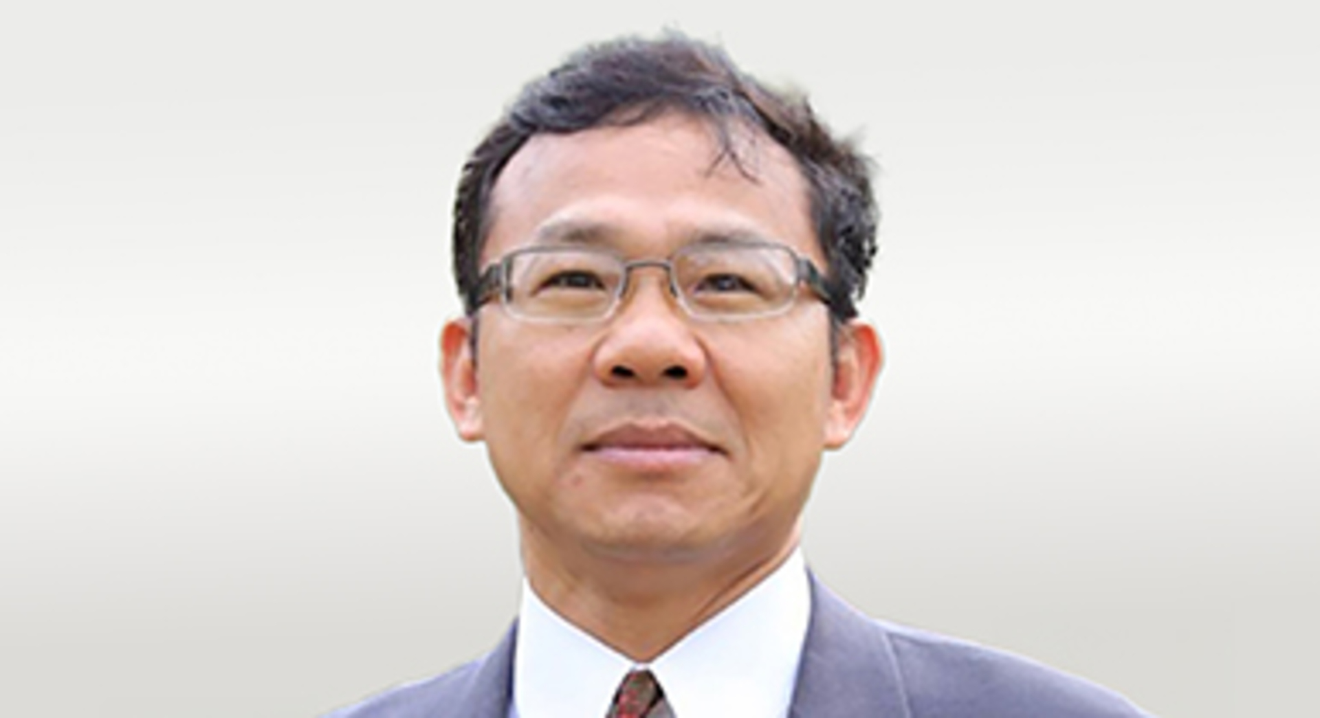  Zhili He