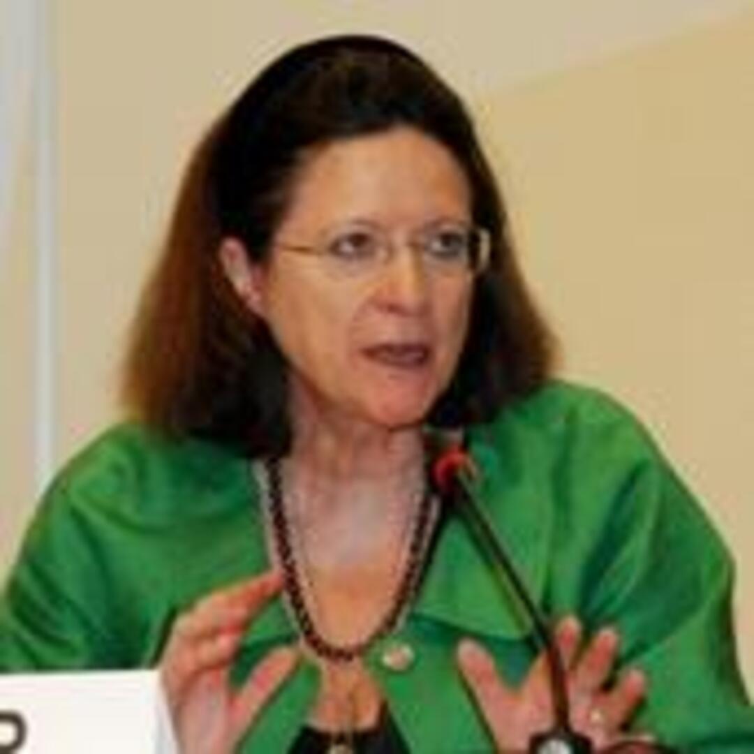  Virginia  Murray