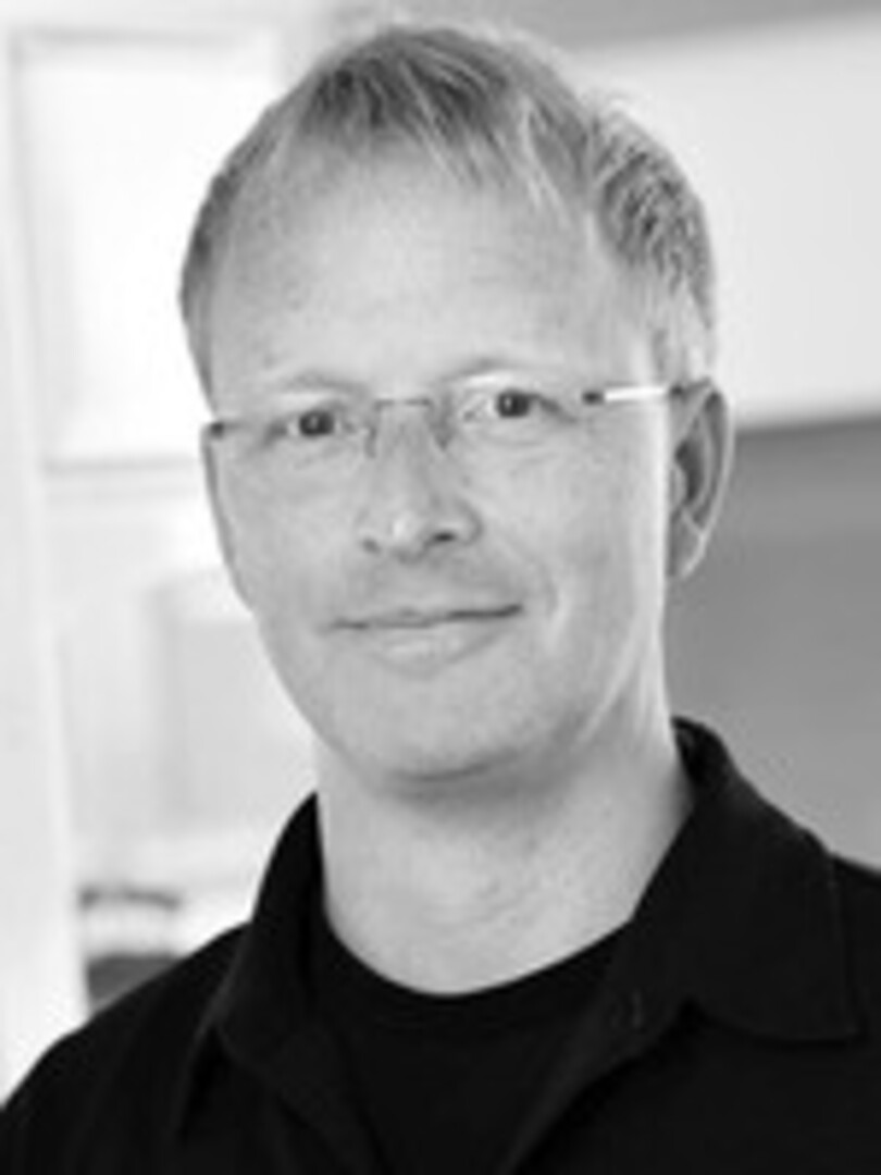 Professor Mikael Karlsson