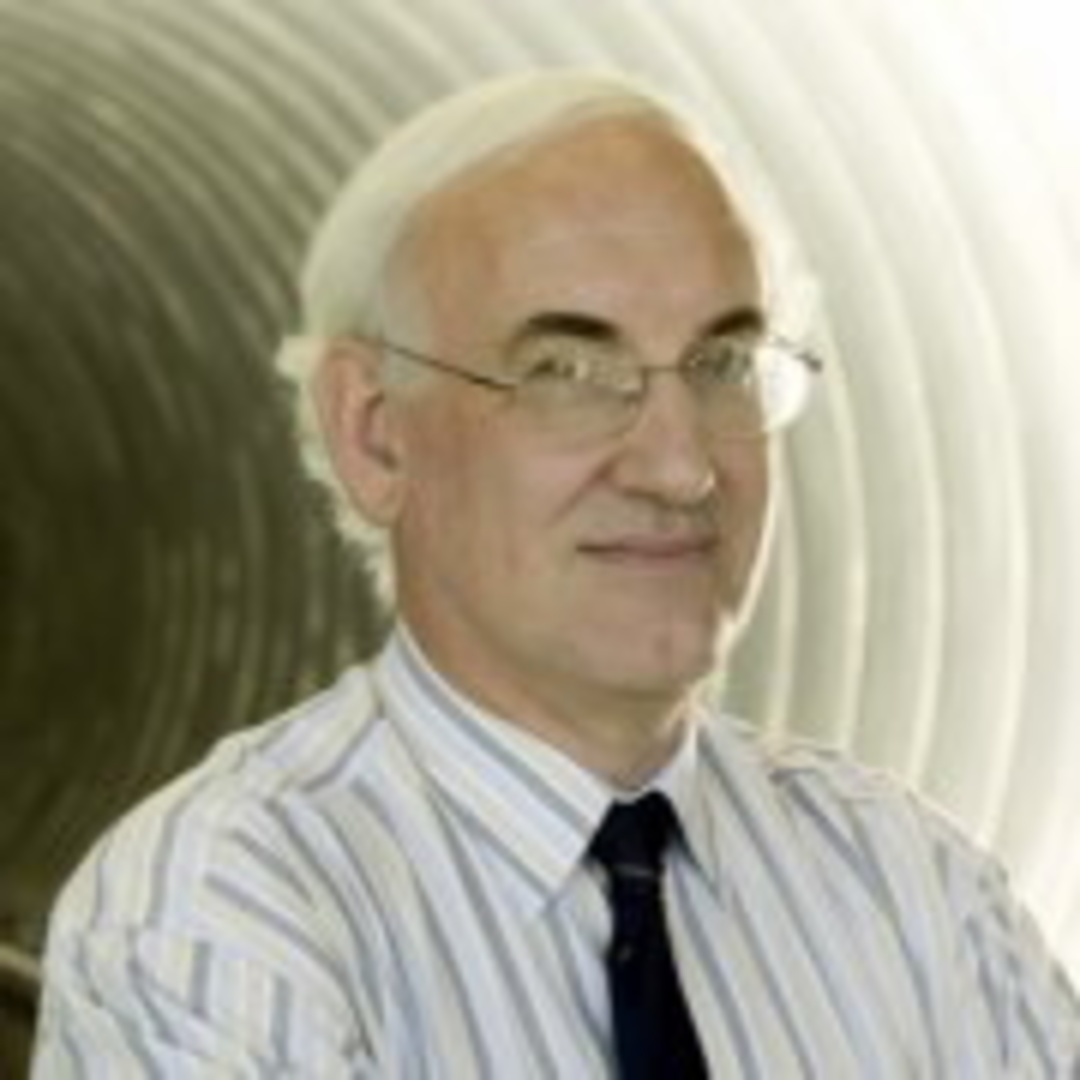 Dr Robert Robinson