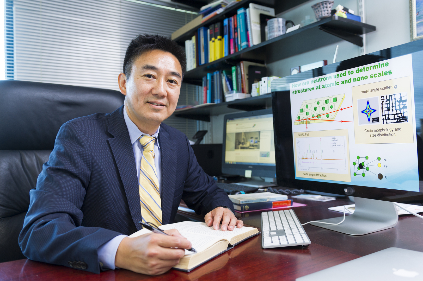 Professor Xun-Li Wang