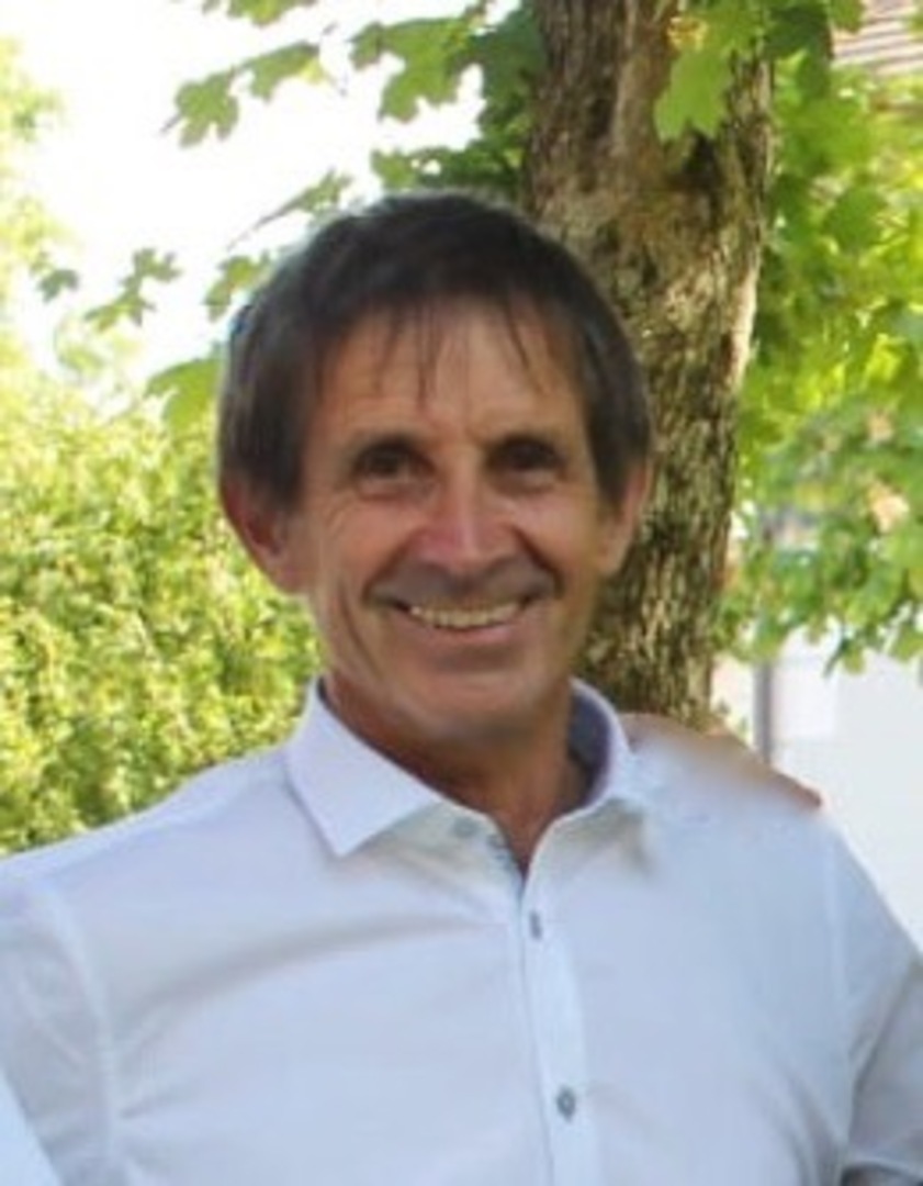  Bernhard Frick