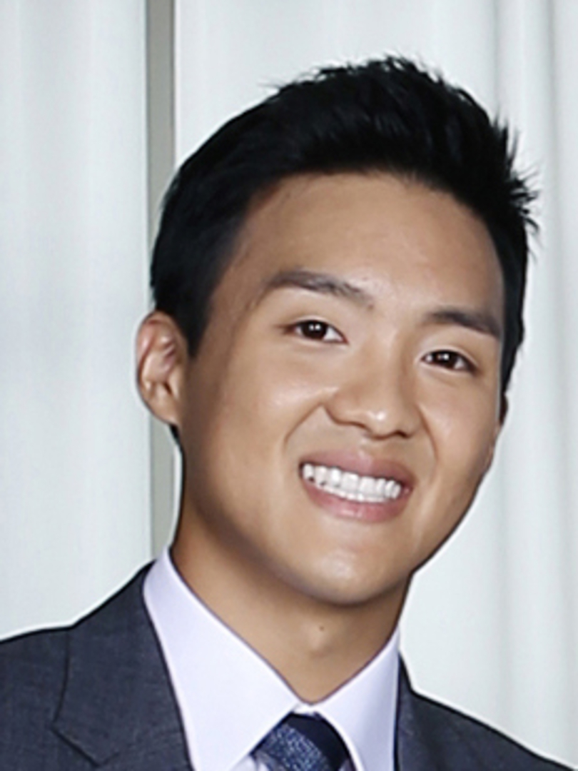 Dr Dennis Kim